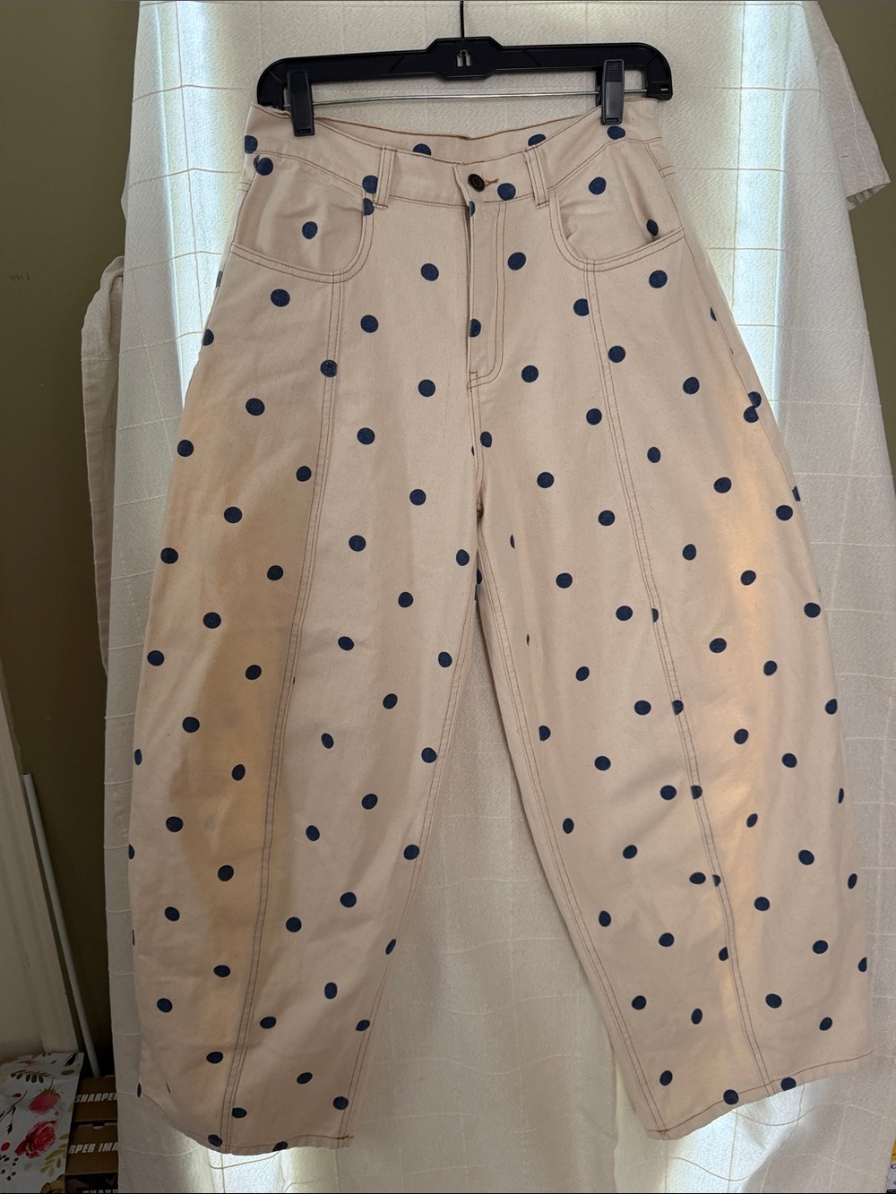 Peach Love California Ivory and Black Logo Label
